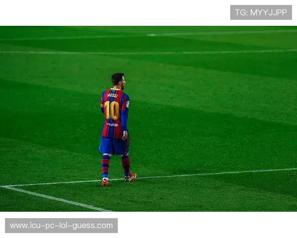 梅西再创辉煌引领球队走向巅峰展现足球巨星无与伦比的传奇魅力